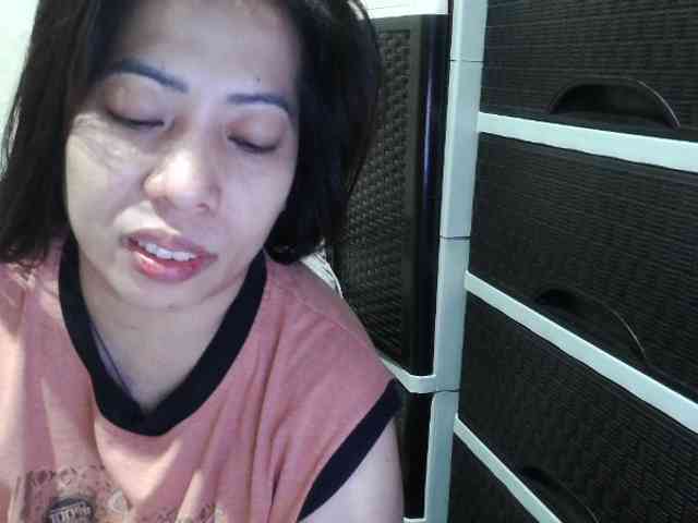 Cassiee webcam