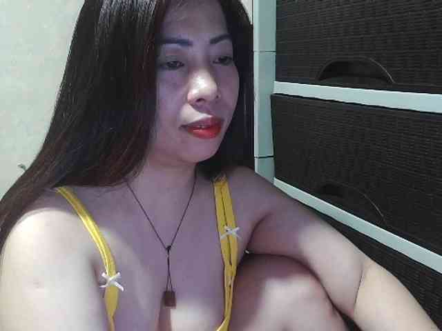 Kazzandra webcam