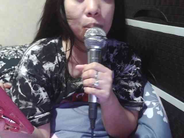 Kazzandra webcam