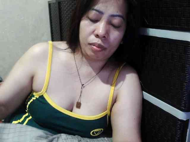 Cassiee webcam