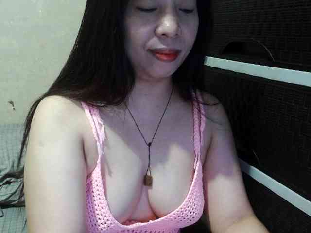 Cassiee webcam
