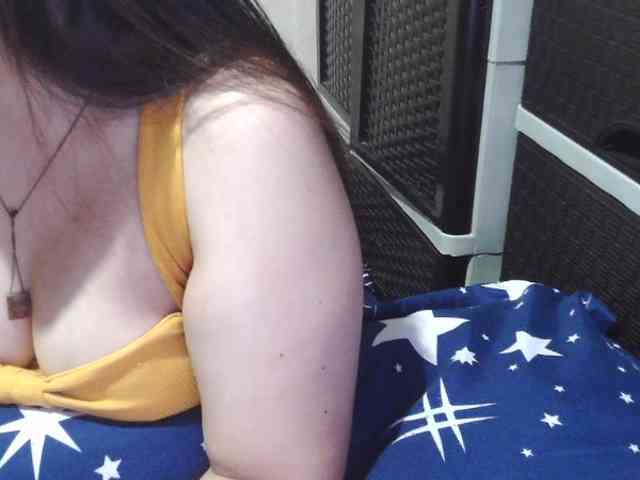 Cassiee webcam