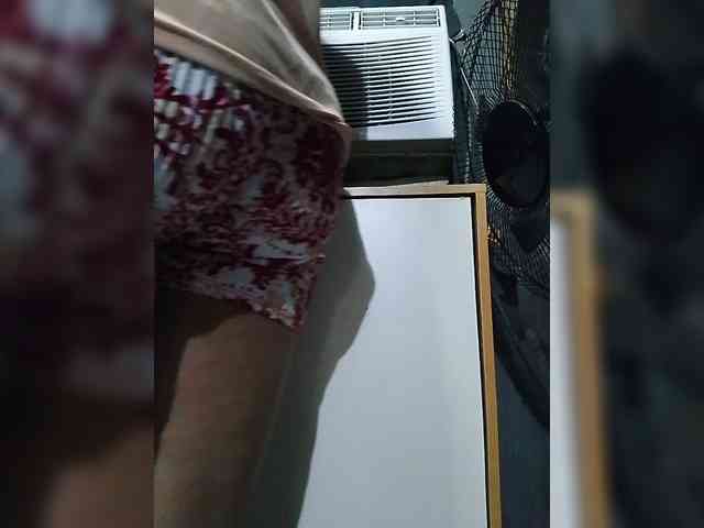 Cassiee webcam