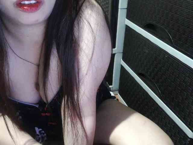 Cassiee webcam