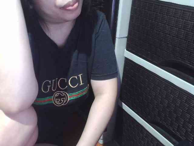 Cassiee webcam