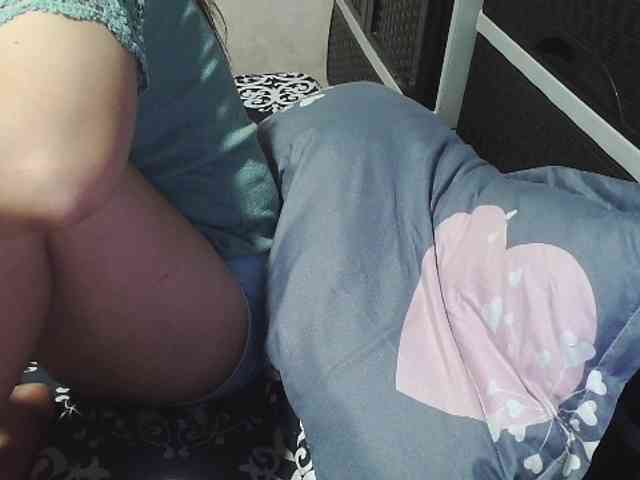 Cassiee webcam