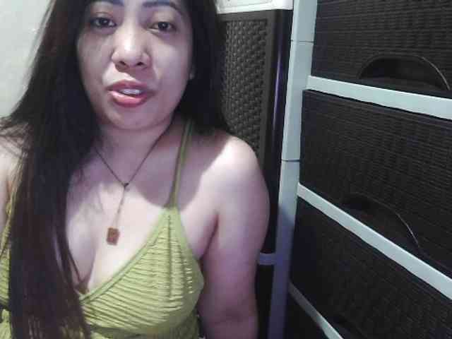 Cassiee webcam