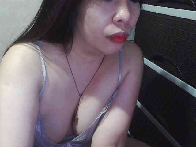 Cassiee webcam