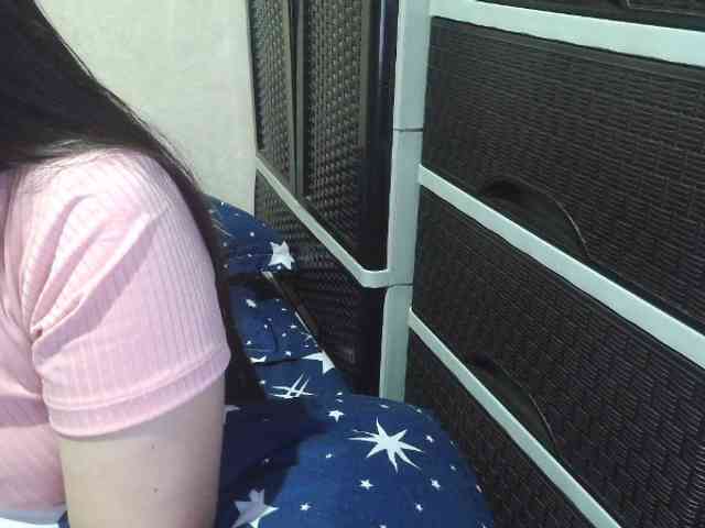 Cassiee webcam
