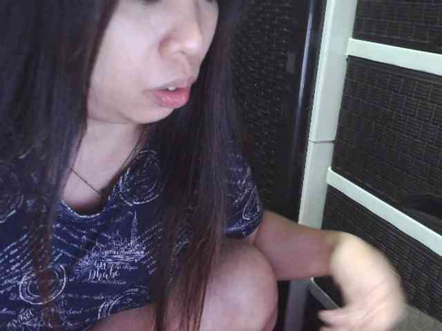 Cassiee webcam