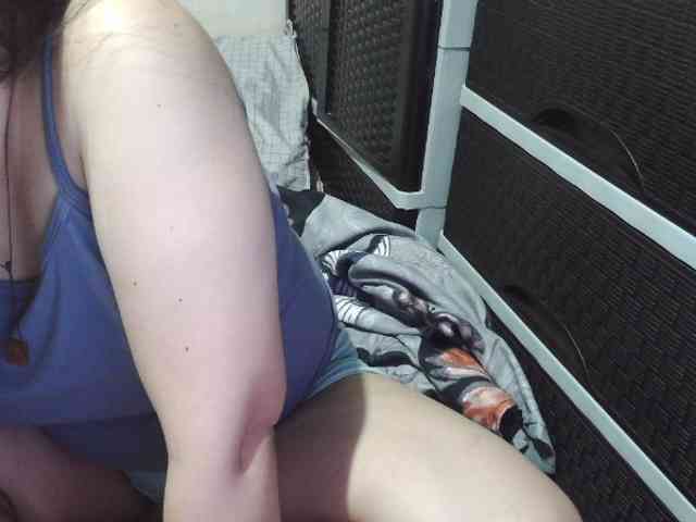 Cassiee webcam