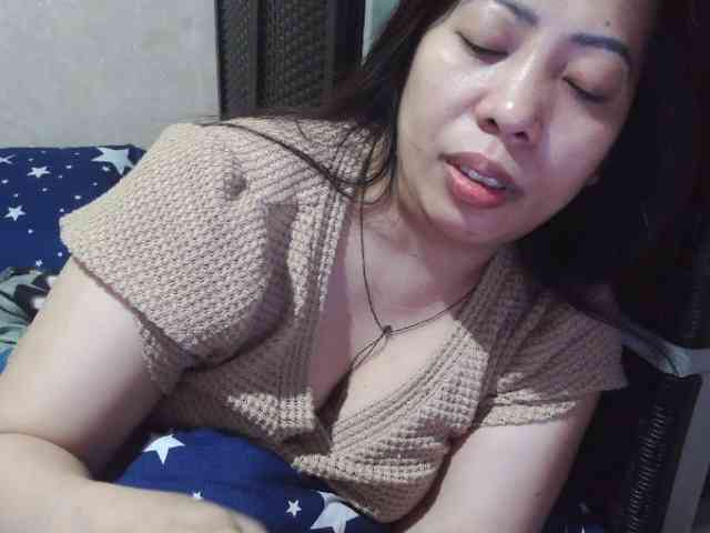 Cassiee webcam