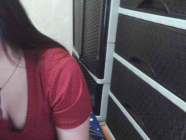 Cassiee webcam