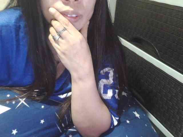 Cassiee webcam