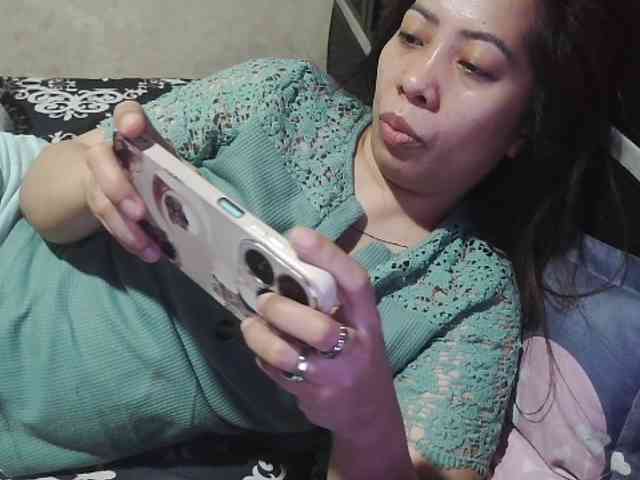 Cassiee webcam