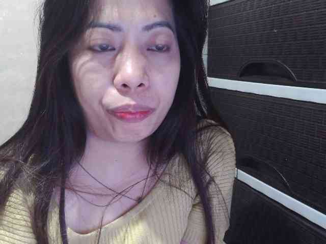 Cassiee webcam