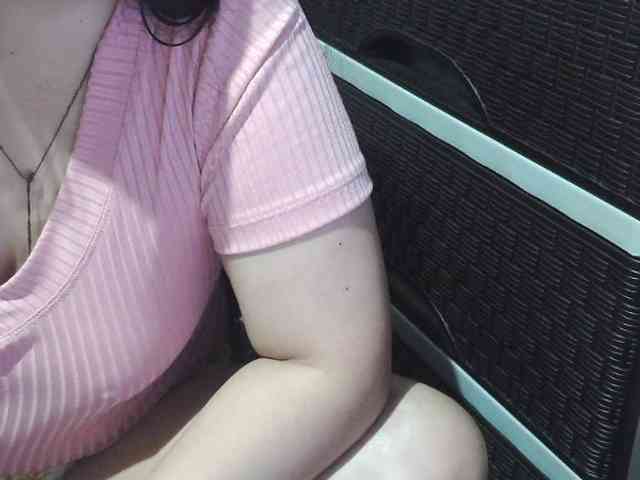 Cassiee webcam