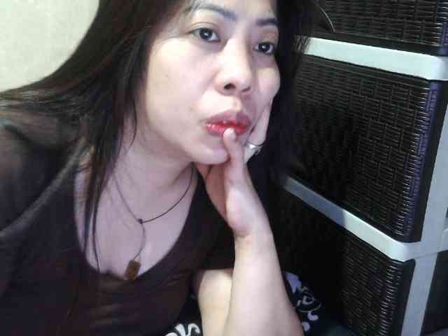 Model: Cassiee