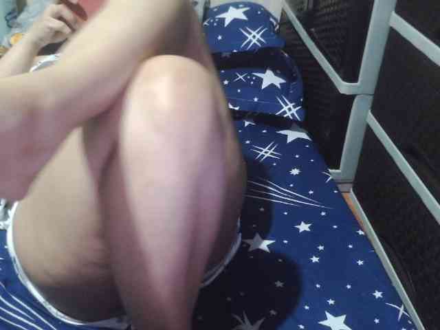 Cassiee webcam