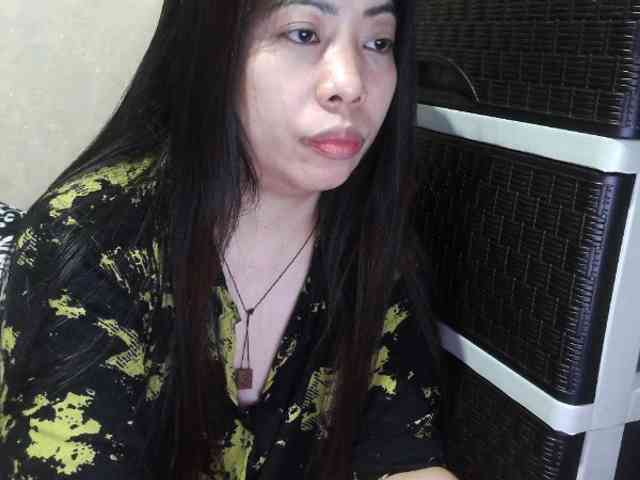 Cassiee webcam