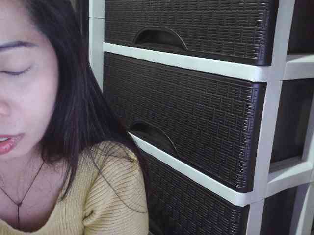 Cassiee webcam