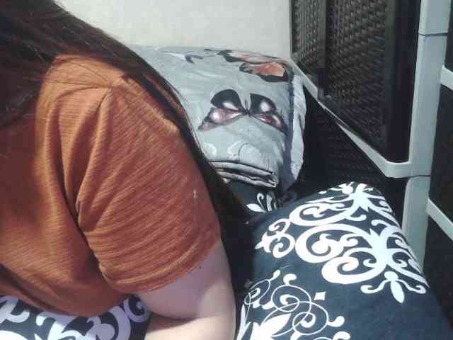 Cassiee webcam