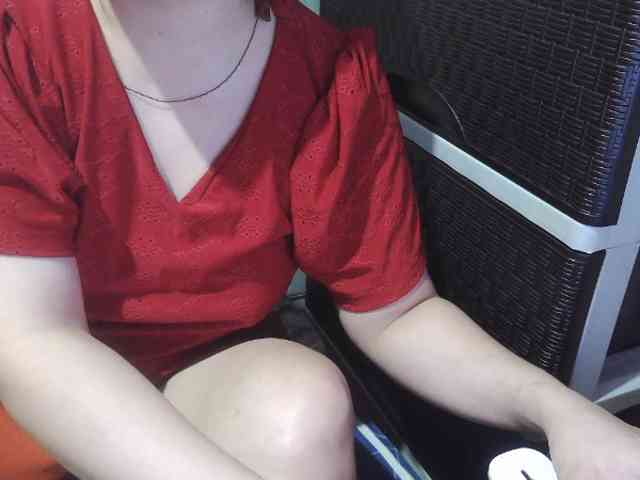 Cassiee webcam