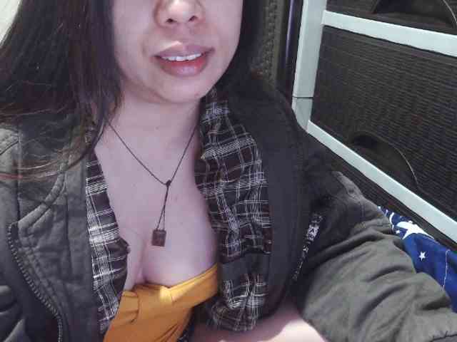 Cassiee webcam