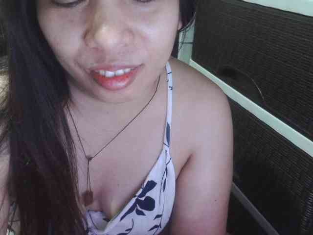 Cassiee webcam