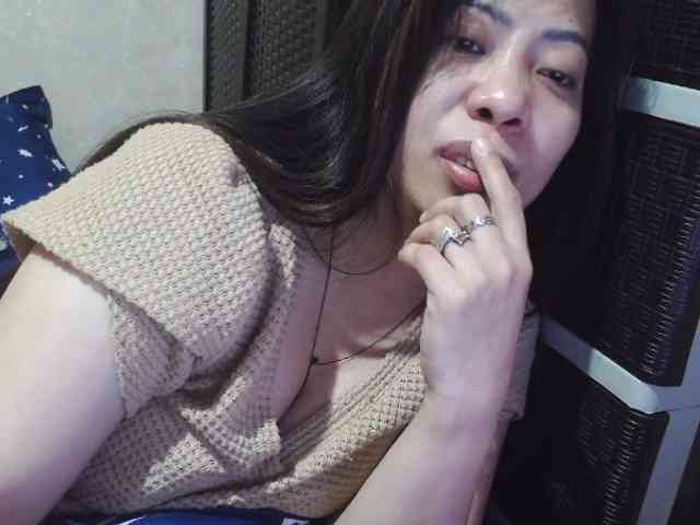Cassiee webcam