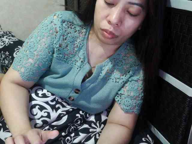 Cassiee webcam