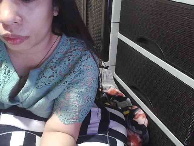 Cassiee webcam