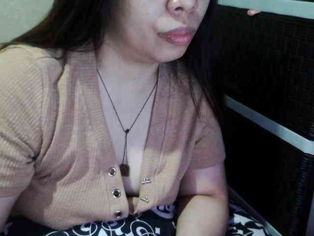 Cassiee webcam