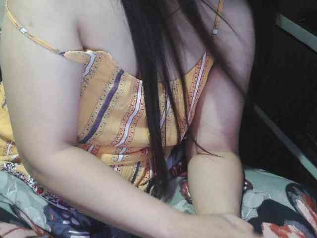 Cassiee webcam