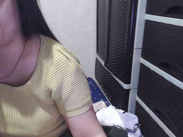 Cassiee webcam