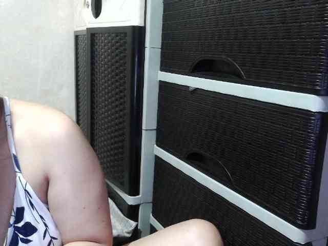 Cassiee webcam