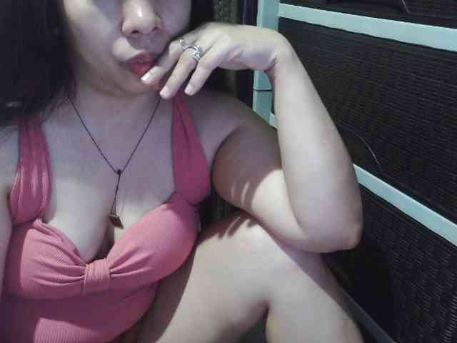 Cassiee webcam