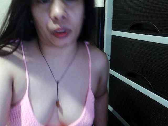 Cassiee webcam