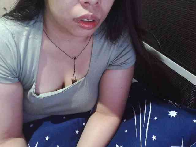 Cassiee webcam