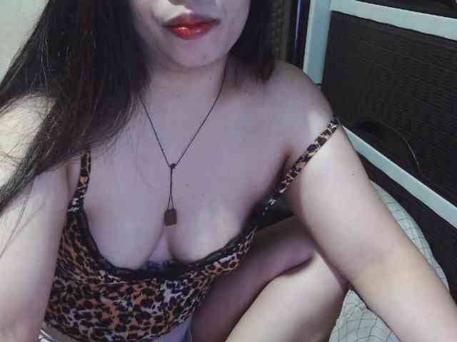 Cassiee webcam