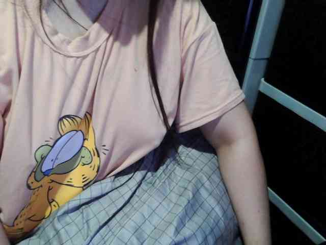 Cassiee webcam
