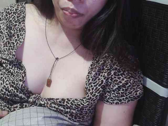 Cassiee webcam