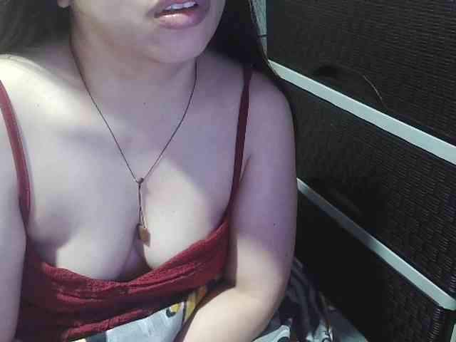 Kazzandra webcam