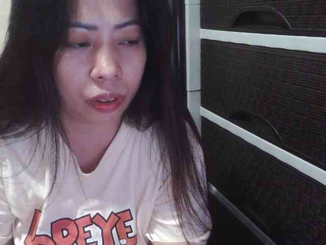 Cassiee webcam