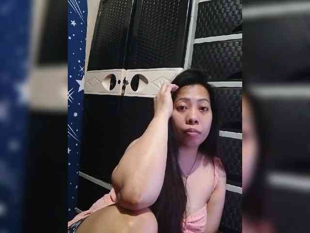 Cassiee webcam