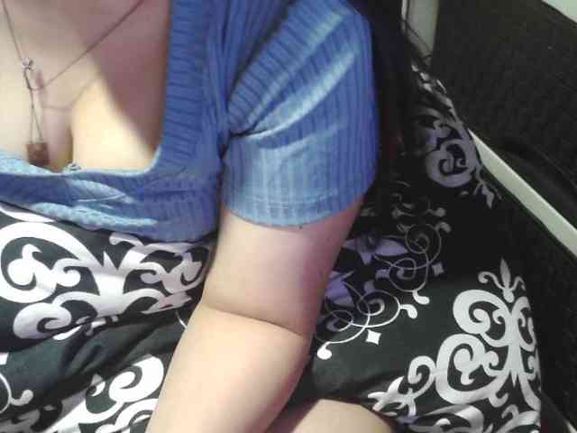 Kazzandra webcam