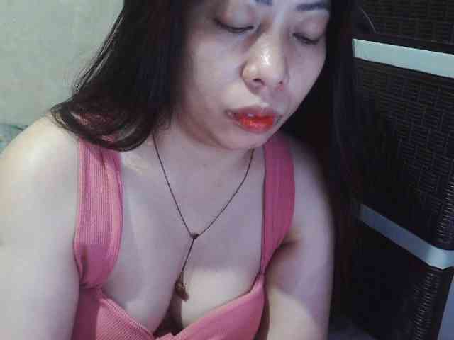 Cassiee webcam