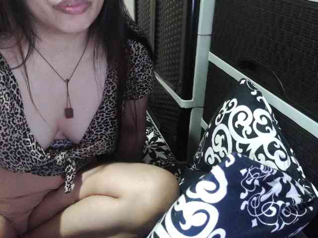 Cassiee webcam