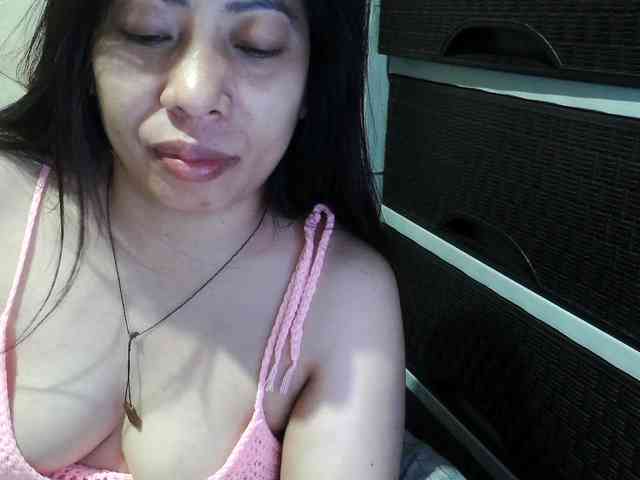 Cassiee webcam