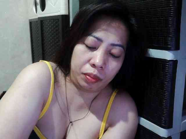 Cassiee webcam